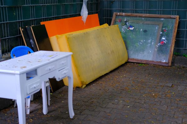 Old Furniture Disposal in New Albany