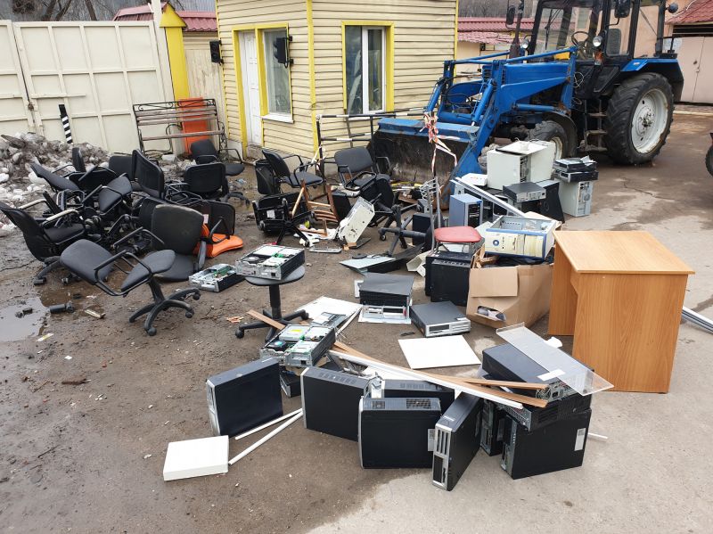 Commercial Junk Removal Teams